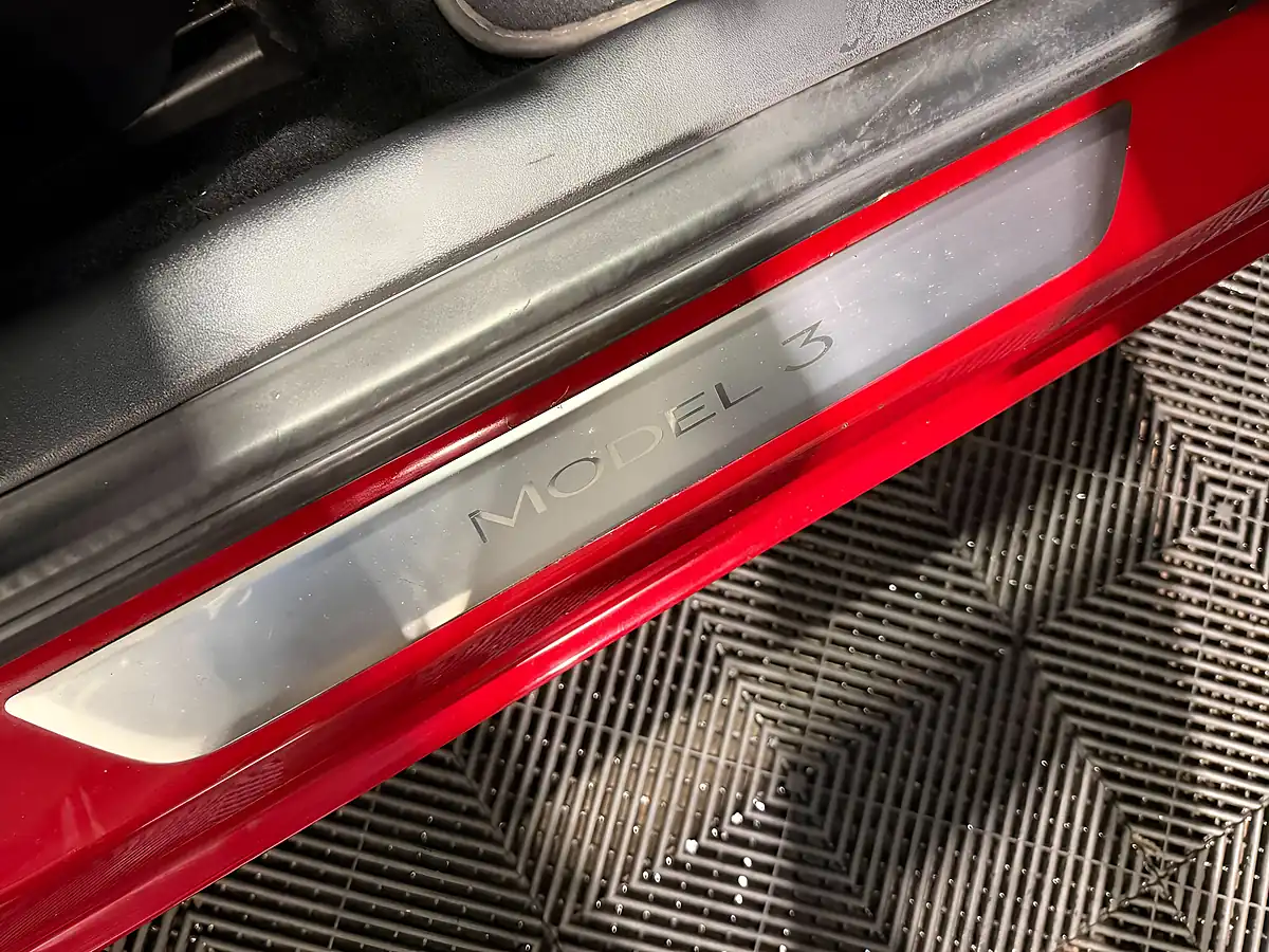 Used 2019 Tesla Model 3 Performance Red - Interior and Exterior details 14