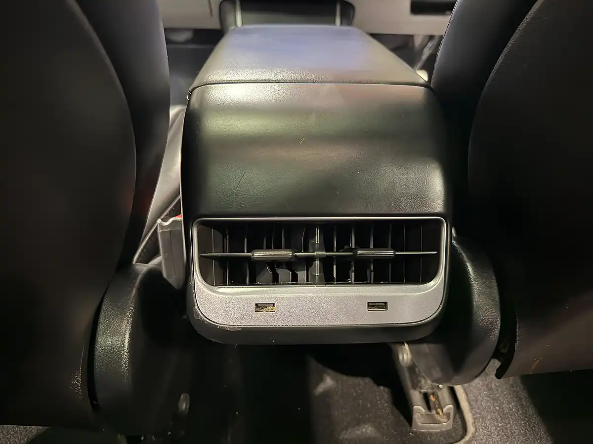 Used 2019 Tesla Model 3 Performance Red - Interior and Exterior details 17