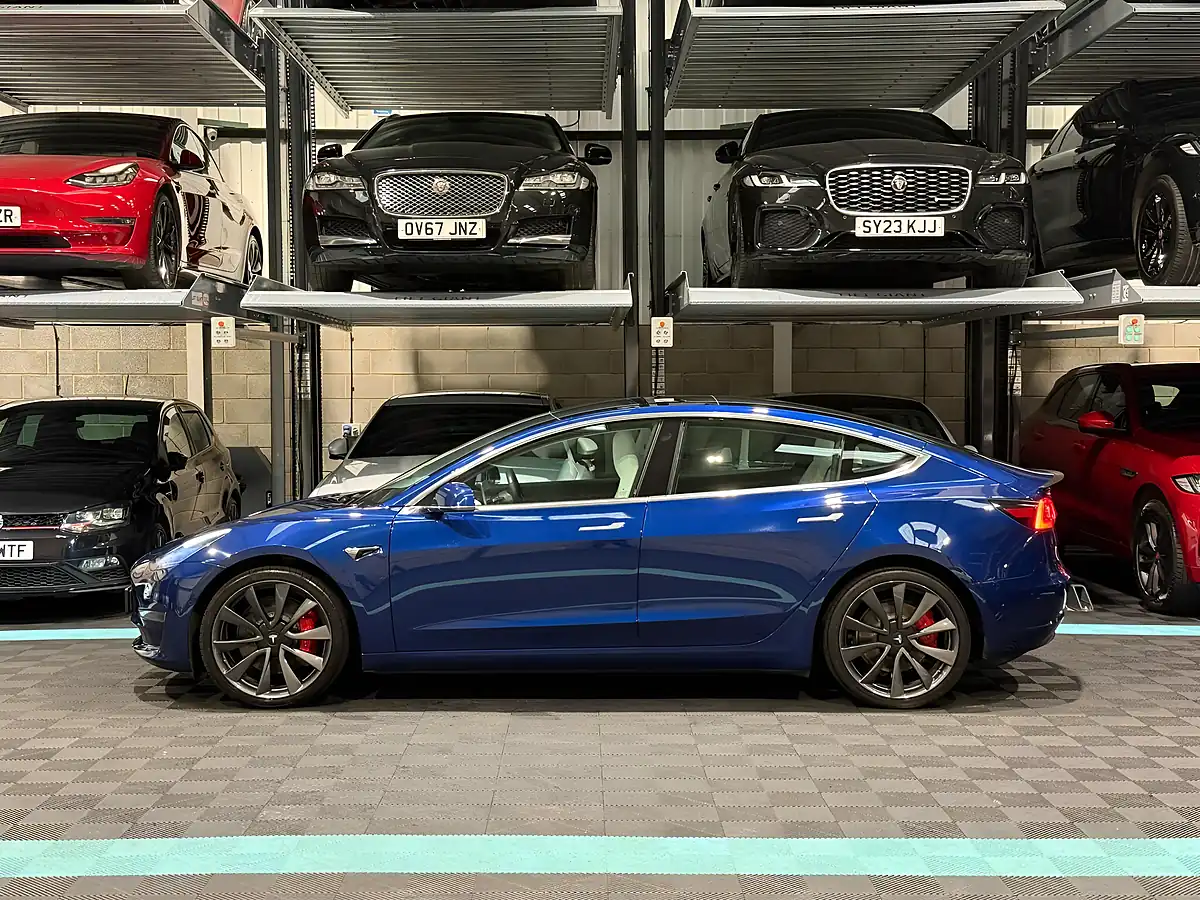 Used 2019 Tesla Model 3 Performance Upgrade Blue - Interior and Exterior details 6