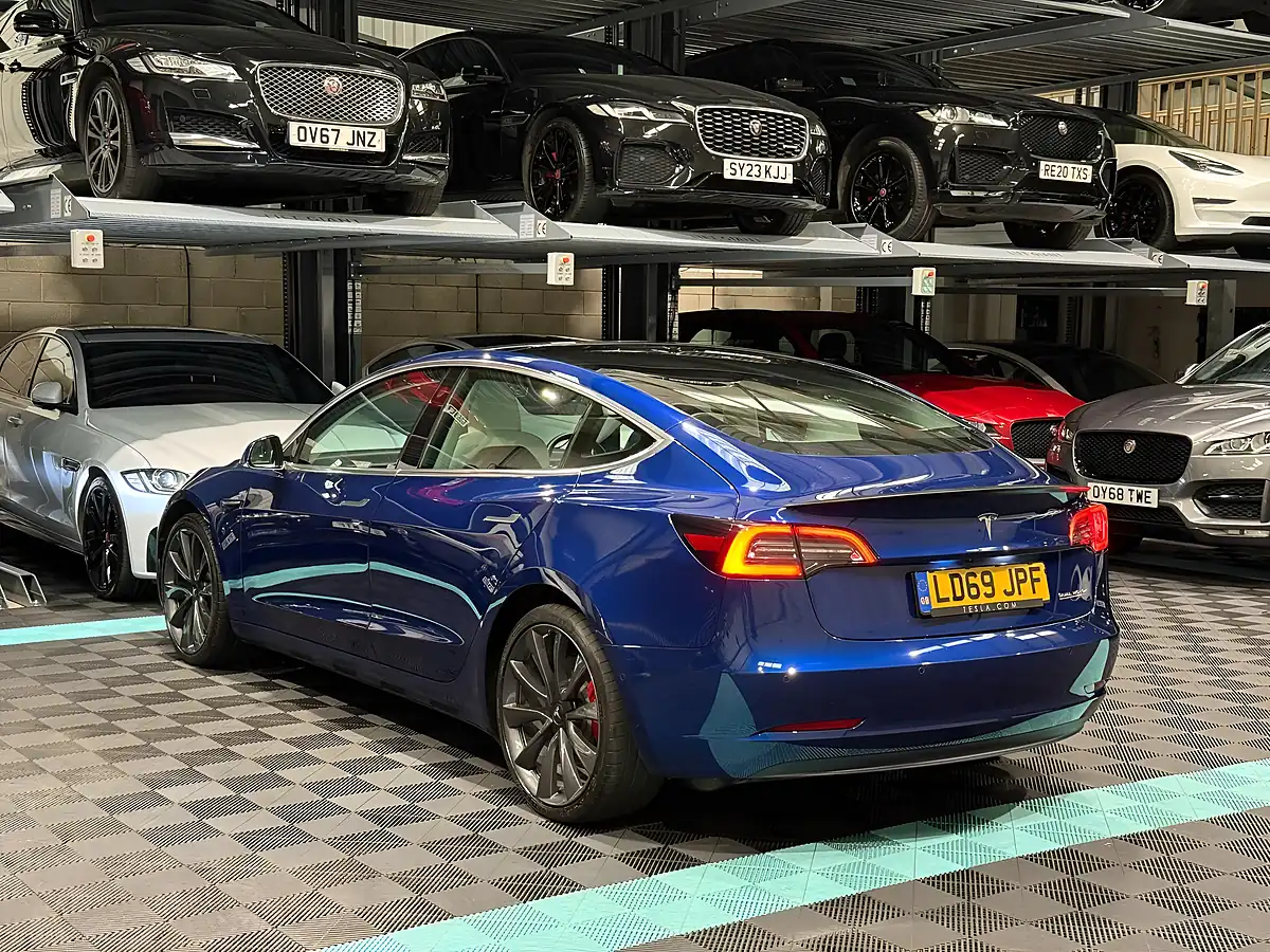 Used 2019 Tesla Model 3 Performance Upgrade Blue - Interior and Exterior details 7