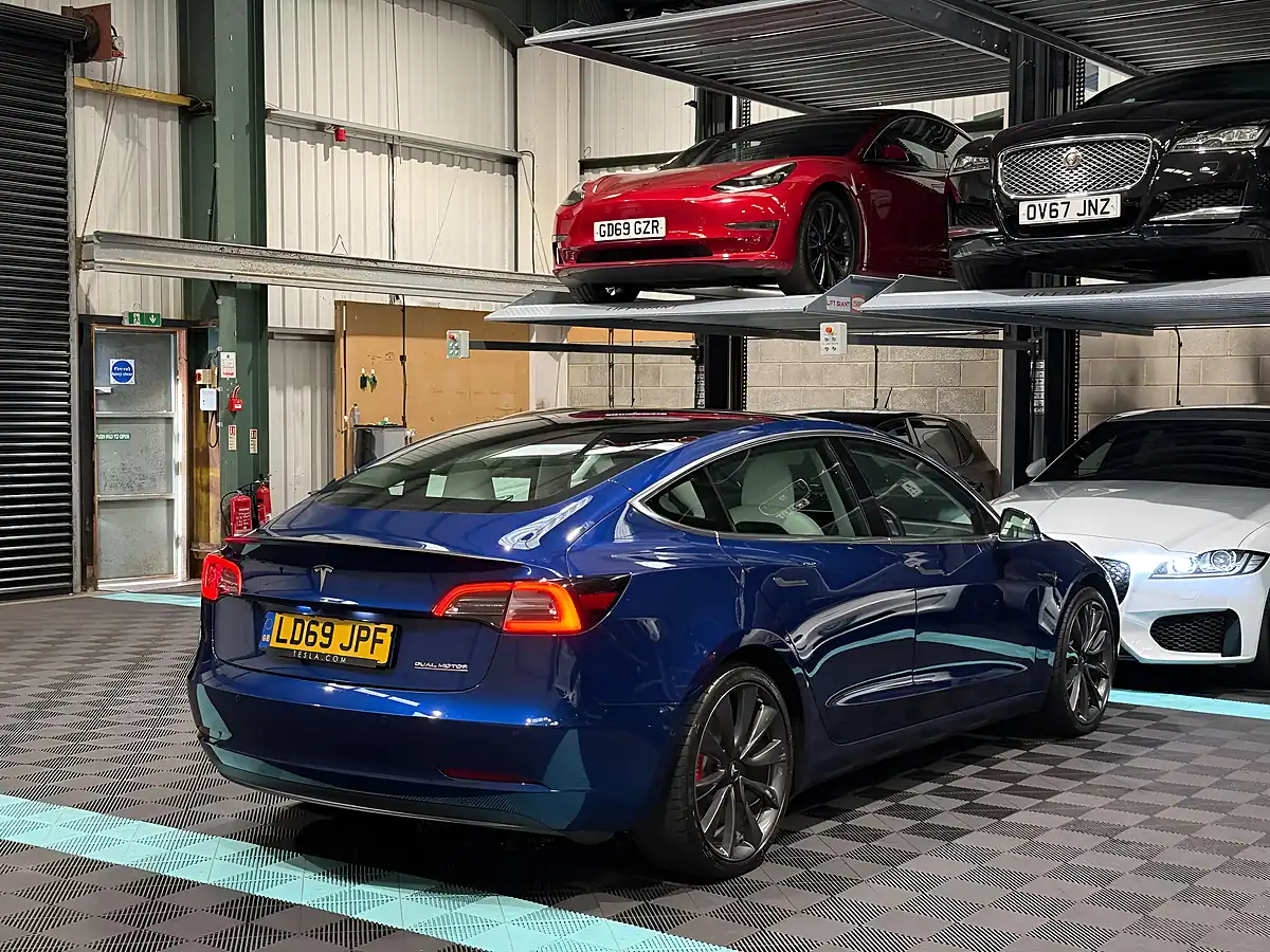 Used 2019 Tesla Model 3 Performance Upgrade Blue - Interior and Exterior details 9