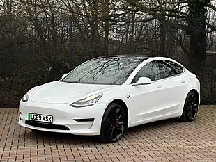 Used 2019 Tesla Model 3 Performance White - Interior and Exterior details 5