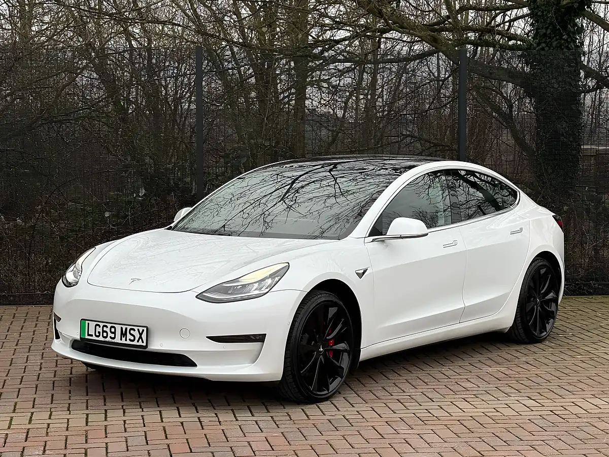 Used 2019 Tesla Model 3 Performance White - Interior and Exterior details 5