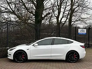 Used 2019 Tesla Model 3 Performance White - Interior and Exterior details 6