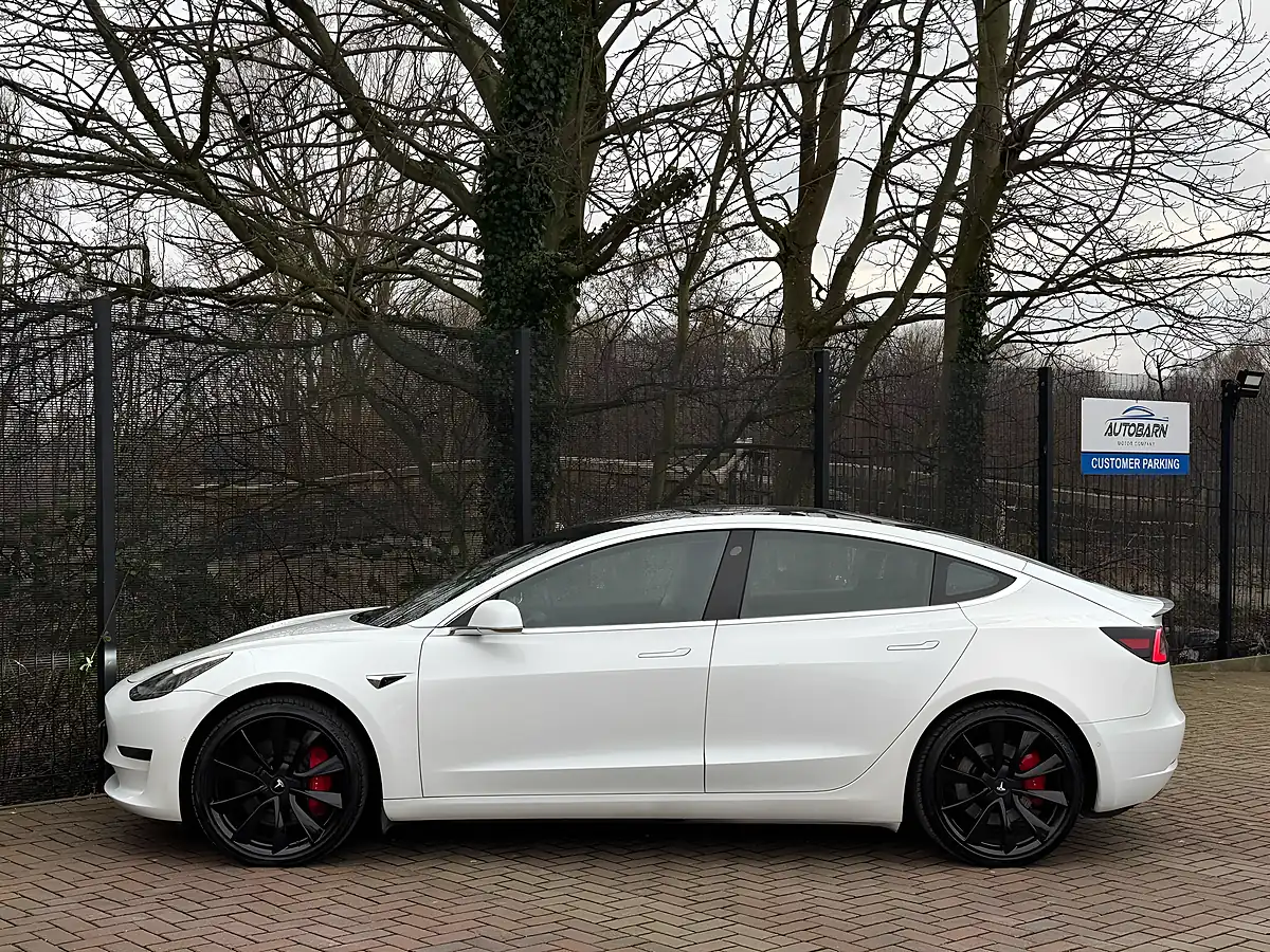 Used 2019 Tesla Model 3 Performance White - Interior and Exterior details 6
