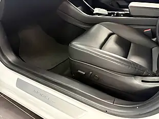 Used 2019 Tesla Model 3 Performance White - Interior and Exterior details 16