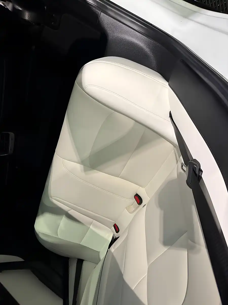 Used 2019 Tesla Model 3 Performance White - Interior and Exterior details 14
