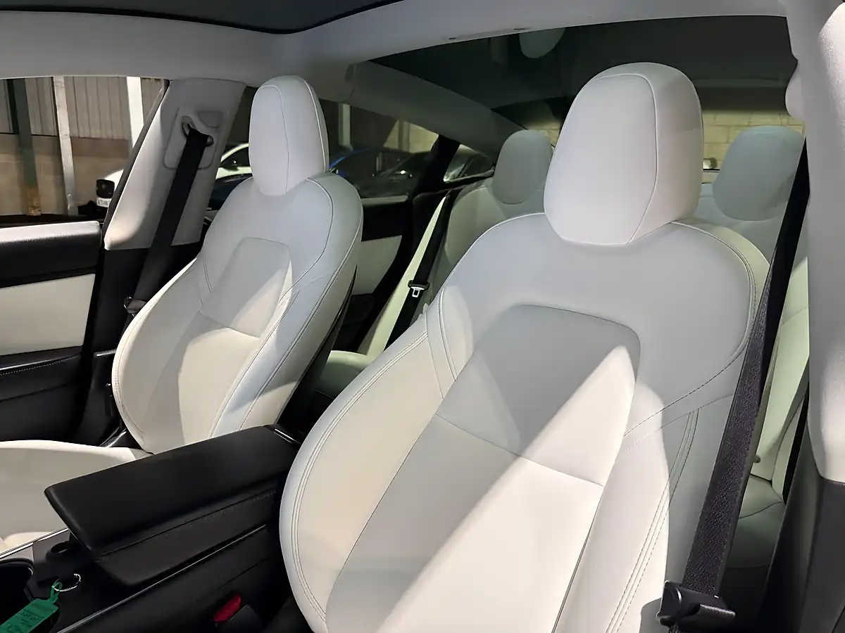 Used 2019 Tesla Model 3 Performance White - Interior and Exterior details 16