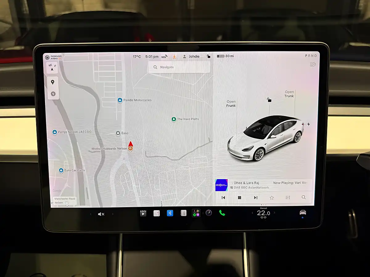 Used 2019 Tesla Model 3 Performance White - Interior and Exterior details 18