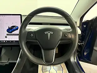 Used 2019 Tesla Model 3 Standard Range Plus Blue - Interior and Exterior details 15