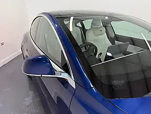 Used 2019 Tesla Model 3 Standard Range Plus Blue - Interior and Exterior details 6