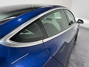 Used 2019 Tesla Model 3 Standard Range Plus Blue - Interior and Exterior details 7