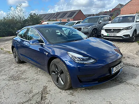 2019 Tesla Model 3 Standard Range Plus