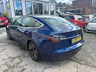 Used 2019 Tesla Model 3 Standard Range Plus Blue - Interior and Exterior details 4