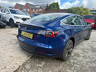 Used 2019 Tesla Model 3 Standard Range Plus Blue - Interior and Exterior details 6