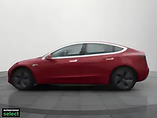 Used 2019 Tesla Model 3 Standard Range Plus Red - Interior and Exterior details 4