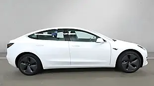 Used 2019 Tesla Model 3 Standard Range Plus White - Interior and Exterior details 5