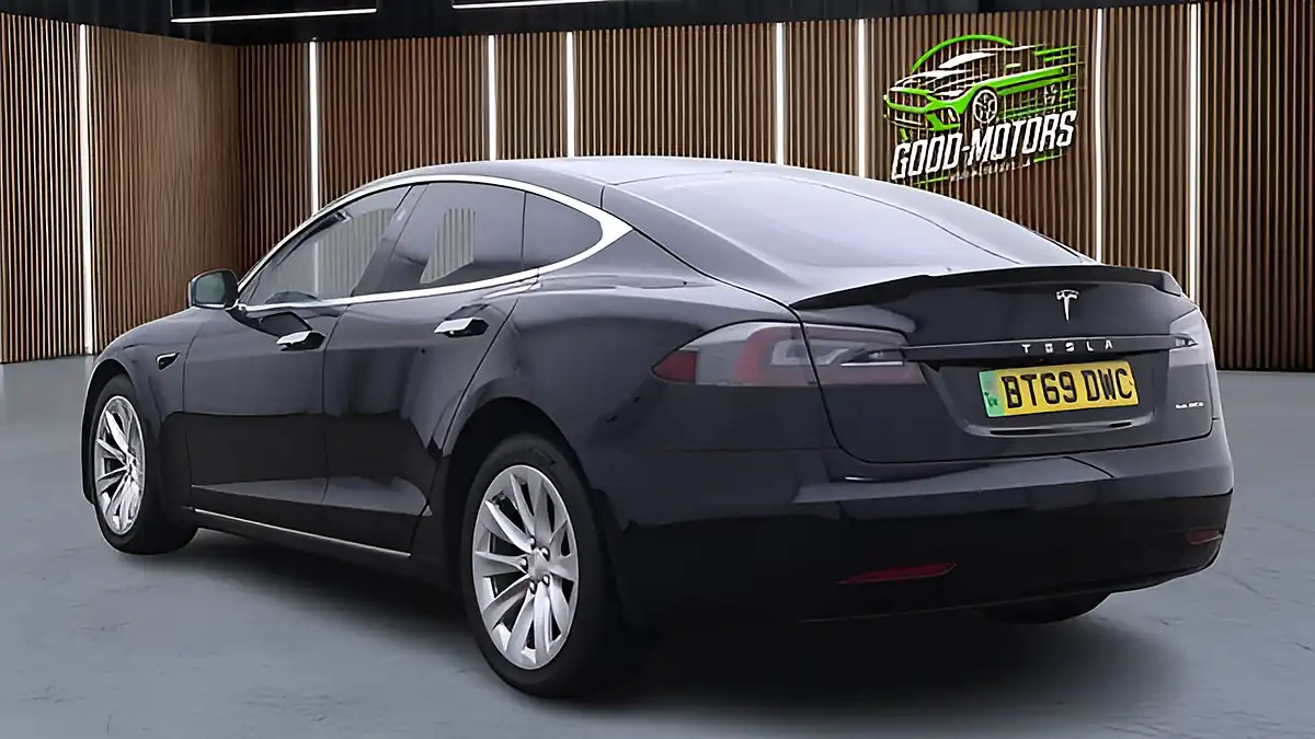 Used 2019 Tesla Model S Long Range Black - Interior and Exterior details 10