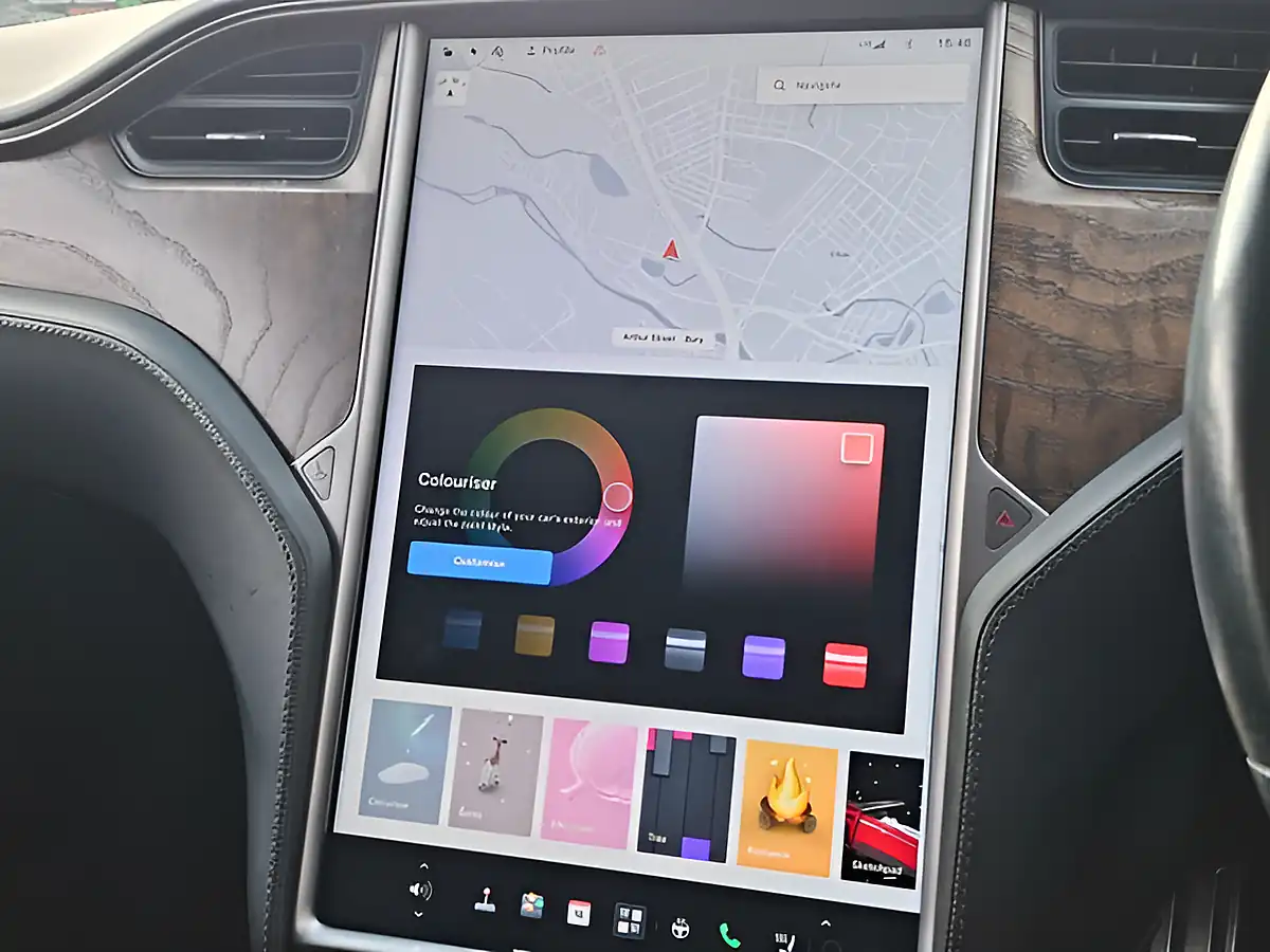 Used 2019 Tesla Model S Long Range Black - Interior and Exterior details 17