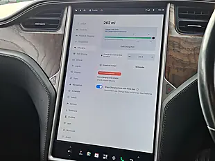 Used 2019 Tesla Model S Long Range Black - Interior and Exterior details 18