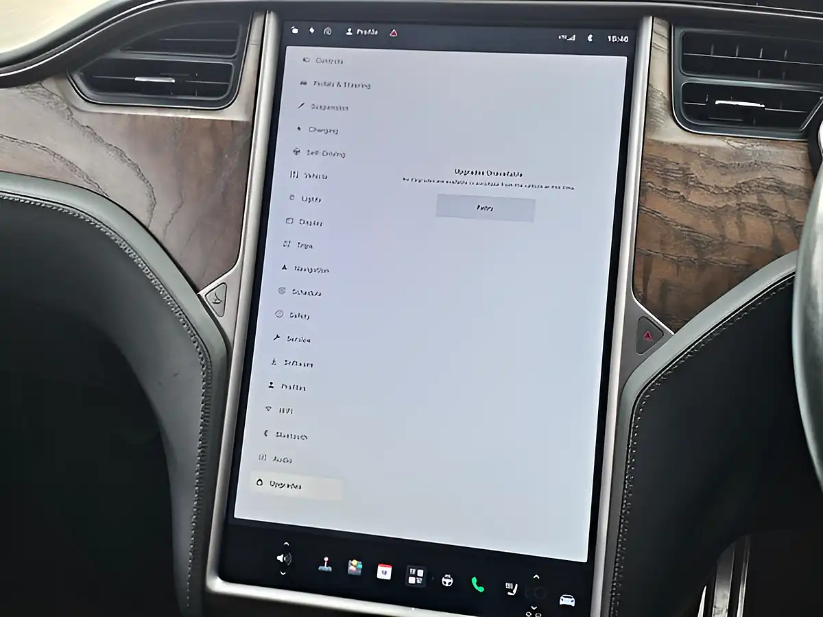 Used 2019 Tesla Model S Long Range Black - Interior and Exterior details 19