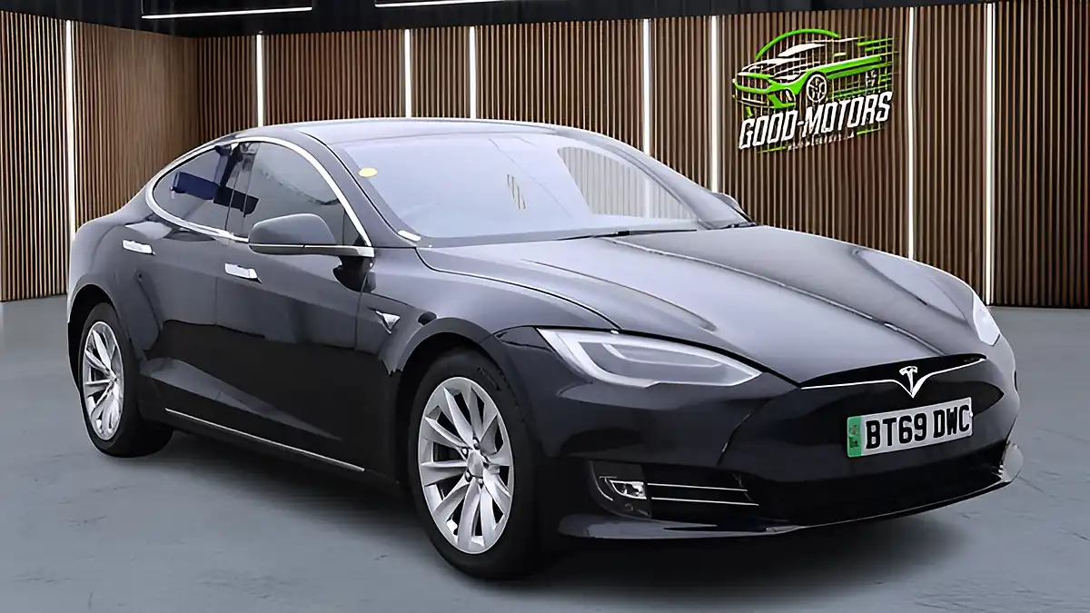 Used 2019 Tesla Model S Long Range Black - Interior and Exterior details 7