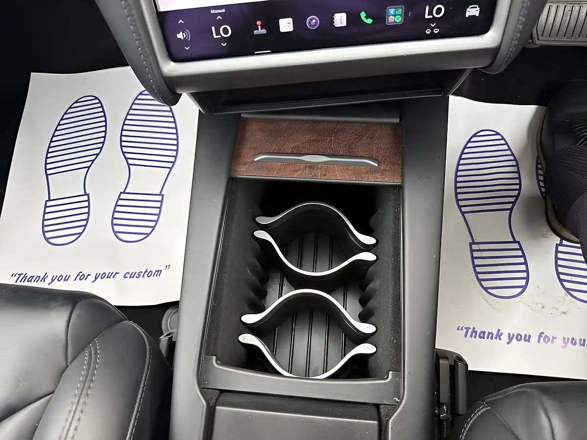 Used 2019 Tesla Model X 100D Grey - Interior and Exterior details 15