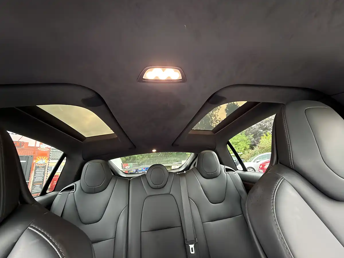 Used 2019 Tesla Model X 100D Grey - Interior and Exterior details 20