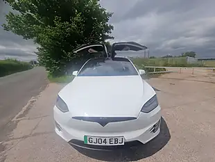 Used 2019 Tesla Model X Long Range White - Interior and Exterior details 18