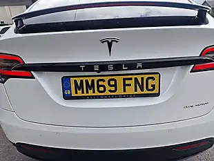 Used 2019 Tesla Model X Long Range White - Interior and Exterior details 2