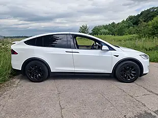 Used 2019 Tesla Model X Long Range White - Interior and Exterior details 7