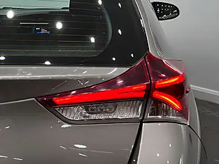 Used 2019 Toyota Auris Icon Tech Bronze - Interior and Exterior details 12