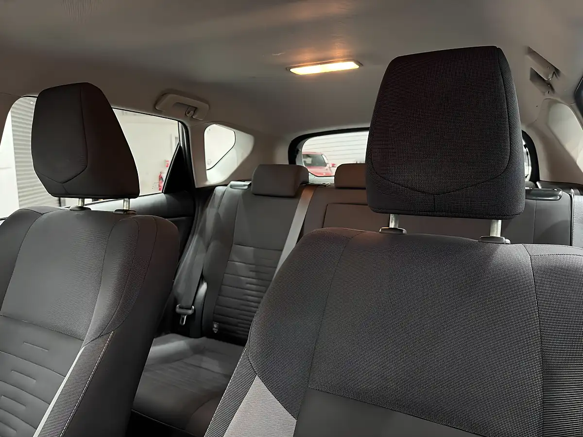 Used 2019 Toyota Auris Icon Tech Bronze - Interior and Exterior details 18