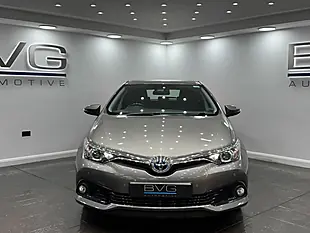 Used 2019 Toyota Auris Icon Tech Bronze - Interior and Exterior details 4