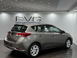 Used 2019 Toyota Auris Icon Tech Bronze - Interior and Exterior details 7