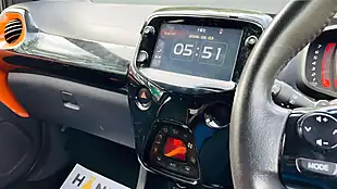 Used 2019 Toyota Aygo X-Cite Orange - Interior and Exterior details 10