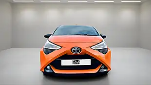 Used 2019 Toyota Aygo X-Cite Orange - Interior and Exterior details 3