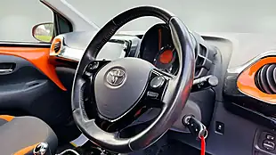 Used 2019 Toyota Aygo X-Cite Orange - Interior and Exterior details 7