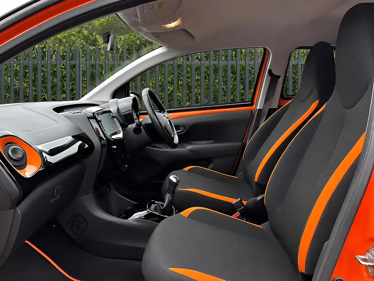 Used 2019 Toyota Aygo X-Cite Orange - Interior and Exterior details 17