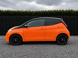 Used 2019 Toyota Aygo X-Cite Orange - Interior and Exterior details 3