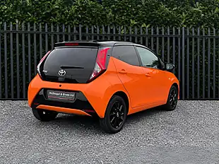 Used 2019 Toyota Aygo X-Cite Orange - Interior and Exterior details 6