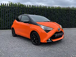 Used 2019 Toyota Aygo X-Cite Orange - Interior and Exterior details 8