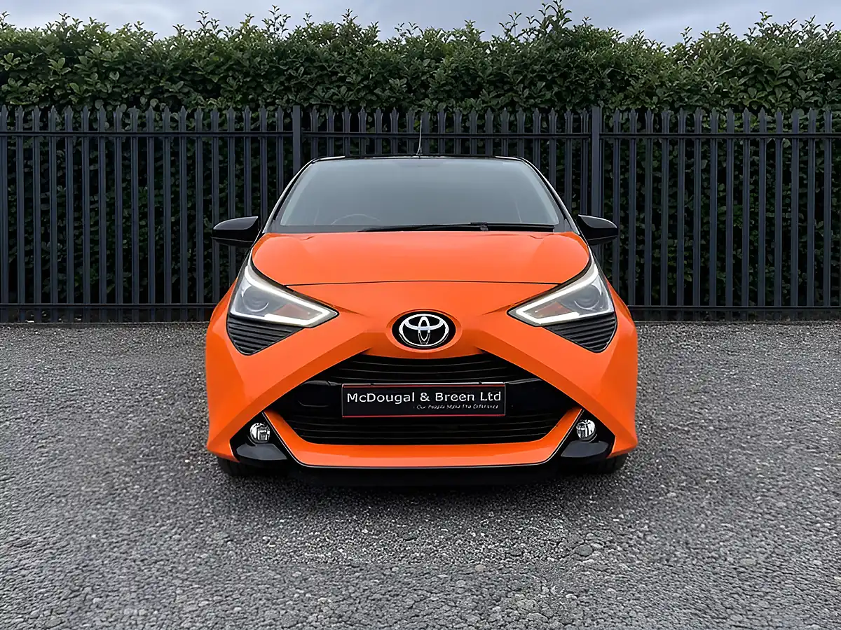 Used 2019 Toyota Aygo X-Cite Orange - Interior and Exterior details 9