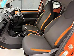 Used 2019 Toyota Aygo X-Cite Orange - Interior and Exterior details 13