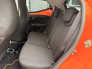 Used 2019 Toyota Aygo X-Cite Orange - Interior and Exterior details 16