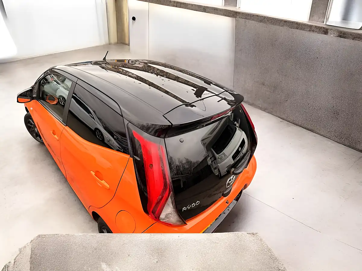 Used 2019 Toyota Aygo X-Cite Orange - Interior and Exterior details 7