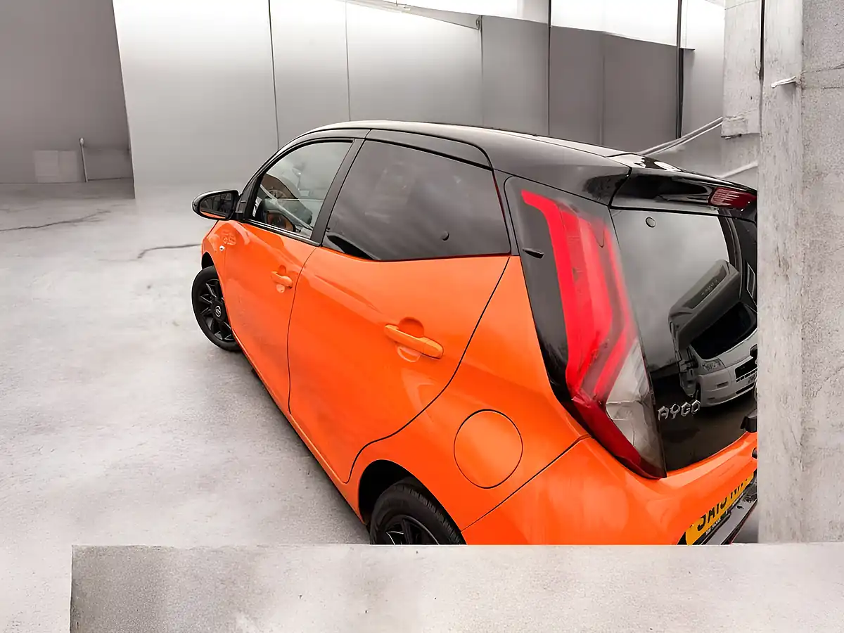 Used 2019 Toyota Aygo X-Cite Orange - Interior and Exterior details 8