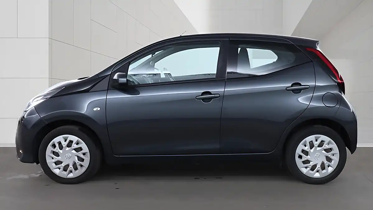 Used 2019 Toyota Aygo X-Play Grey - Interior and Exterior details 11