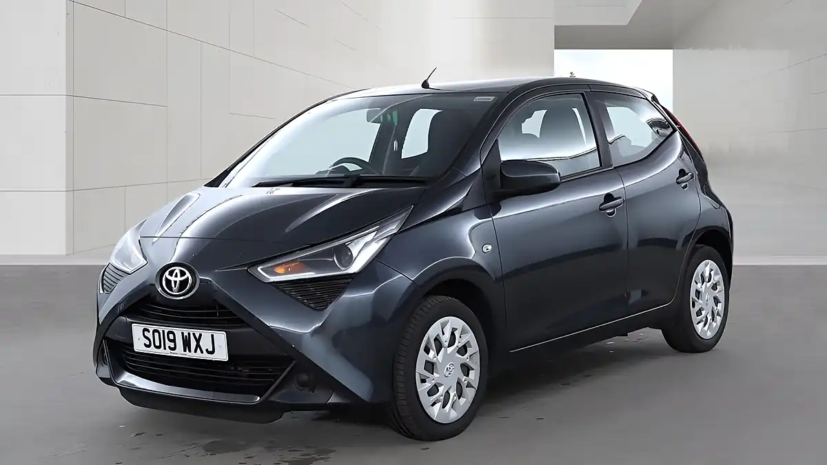 Used 2019 Toyota Aygo X-Play Grey - Interior and Exterior details 5
