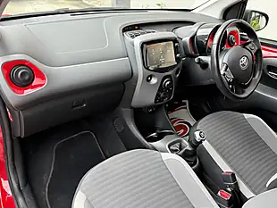 Used 2019 Toyota Aygo X-Play Red - Interior and Exterior details 15